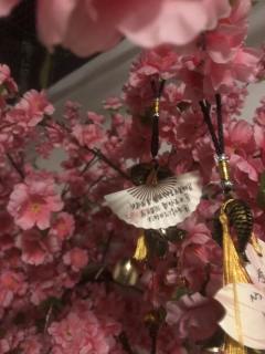 因红尘嚣嚣，愿身陷囹圄


梁初宁：兮兮
萧平生：二十
满满