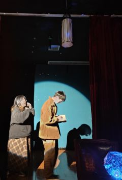 
洗劫巴黎所有的星星✨｜丽萨Lisa🪄👨‍🎨

当诗人