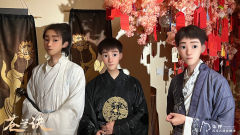 爱能让曾经的高傲者低头，也能让曾经的胆怯者勇敢。

体验角色
