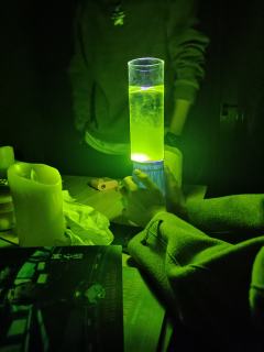 放心睡吧，我会永远在你身边，迎接你回到这个世界


不要温和