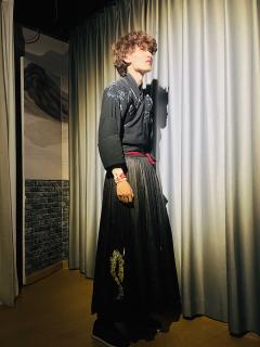 有些人，有些事，从出现在你的生命里，就死在了你的生命里。

