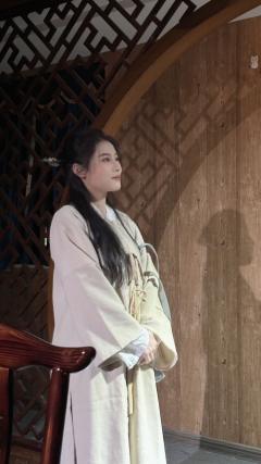 【196】天地藏春-林渡
感谢拼车碰上了拉菲的收官车，碰到一