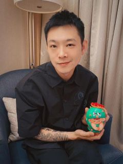 快来看看有没有你喜欢的明星和肉宝合影啦～