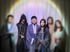 
“我照亮了月族的黑夜，那谁来照亮我呢？”

『苍兰诀』——