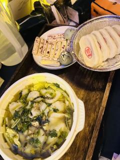 故人自识归来路,借得竹林一钓风。
类型:民国 家国 情感