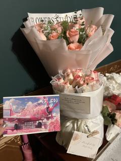 万里长空跃下那刻,只想不负你一世深情
🌹三千世界里有三千