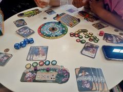 7分,纯粹至极的卡牌驱动游戏
游戏内元素非常纯粹,就是最基本