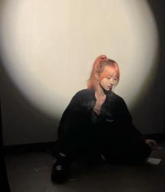 世界本就浑浊,爱与恨同歌。蝼蚁一定要打AB融合版,前期童话版