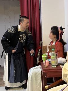 洒脱一身，心敢动就敢认，无谓答案，可否给我满分。

类型：古