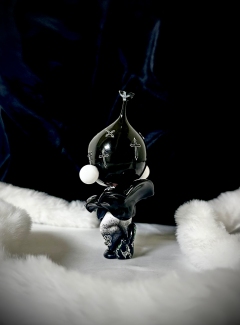 SKULLPANDA•魔女
泡泡玛特skullpanda漫相