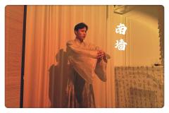 谁不是在烂泥里挣扎求生?
一身皮肤溃烂生疮,而心也早已空空