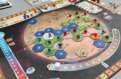 神作不解释，茫茫多的卡牌保证了火星的重开性，各种卡牌之间的联