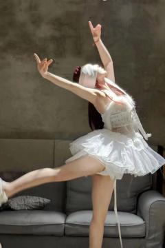 “一切优美景象不免褪色，老去或偶然摧折。”——威廉·莎士比亚