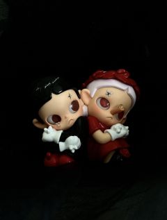 Zsiga•爱人
泡泡玛特zsiga双子系列说谎者的花环52