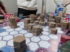 可疑工作室的又一力作💪🏻，万灵归战第二部
加入3D立体地